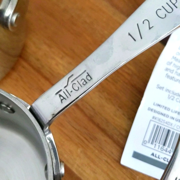 All clad 🔥NWT 🔥 stainless steel measuring cup set Williams-Sonoma! - Picture 8 of 8